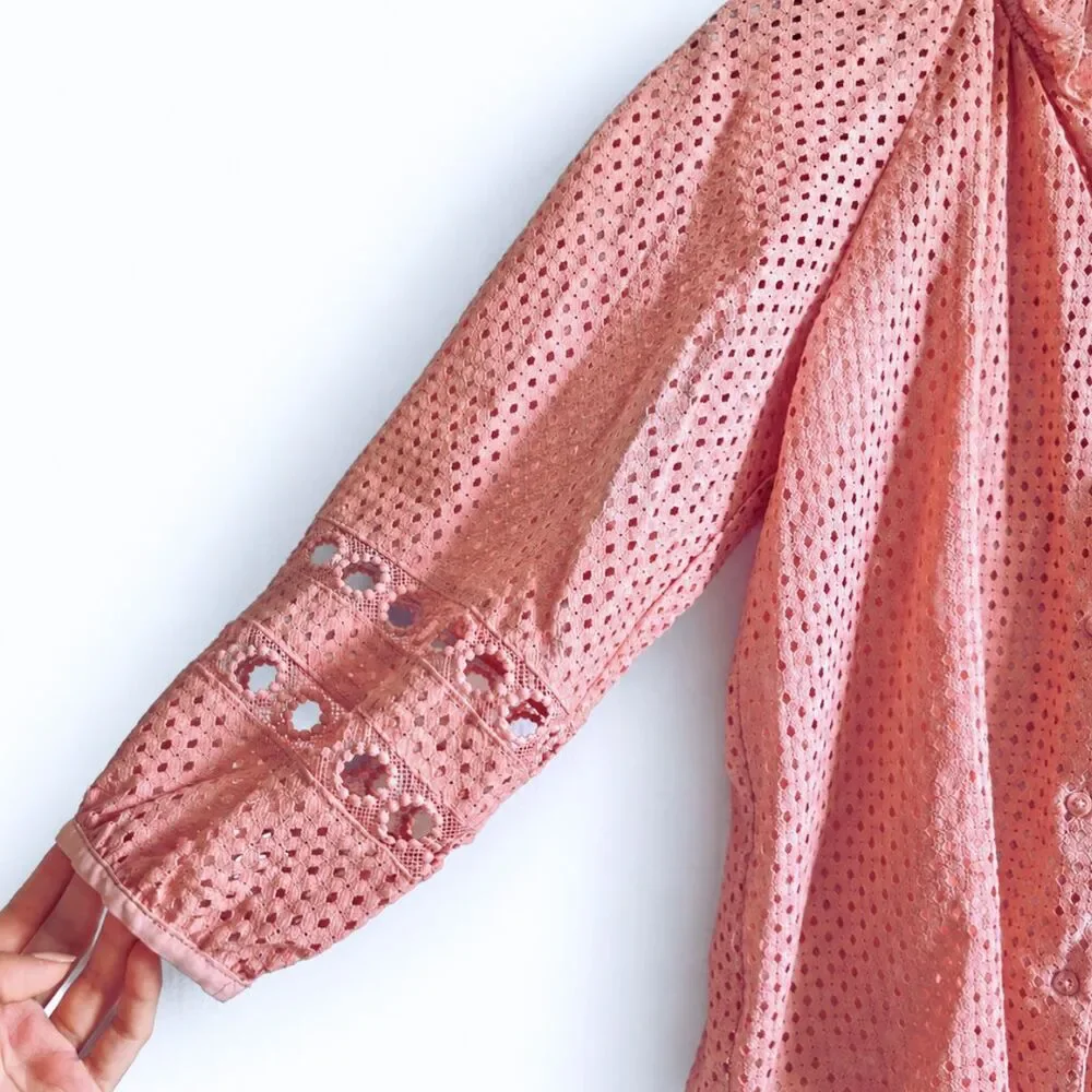 Banana Republic Eyelet Lace Blouse Medium Coral Pink Boho Ruffle Puff Sleeve